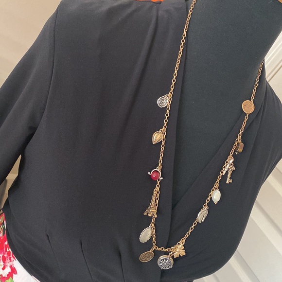 Around the wonderful world in a Patricia Nash, charm necklace 🌺 - Picture 8 of 10